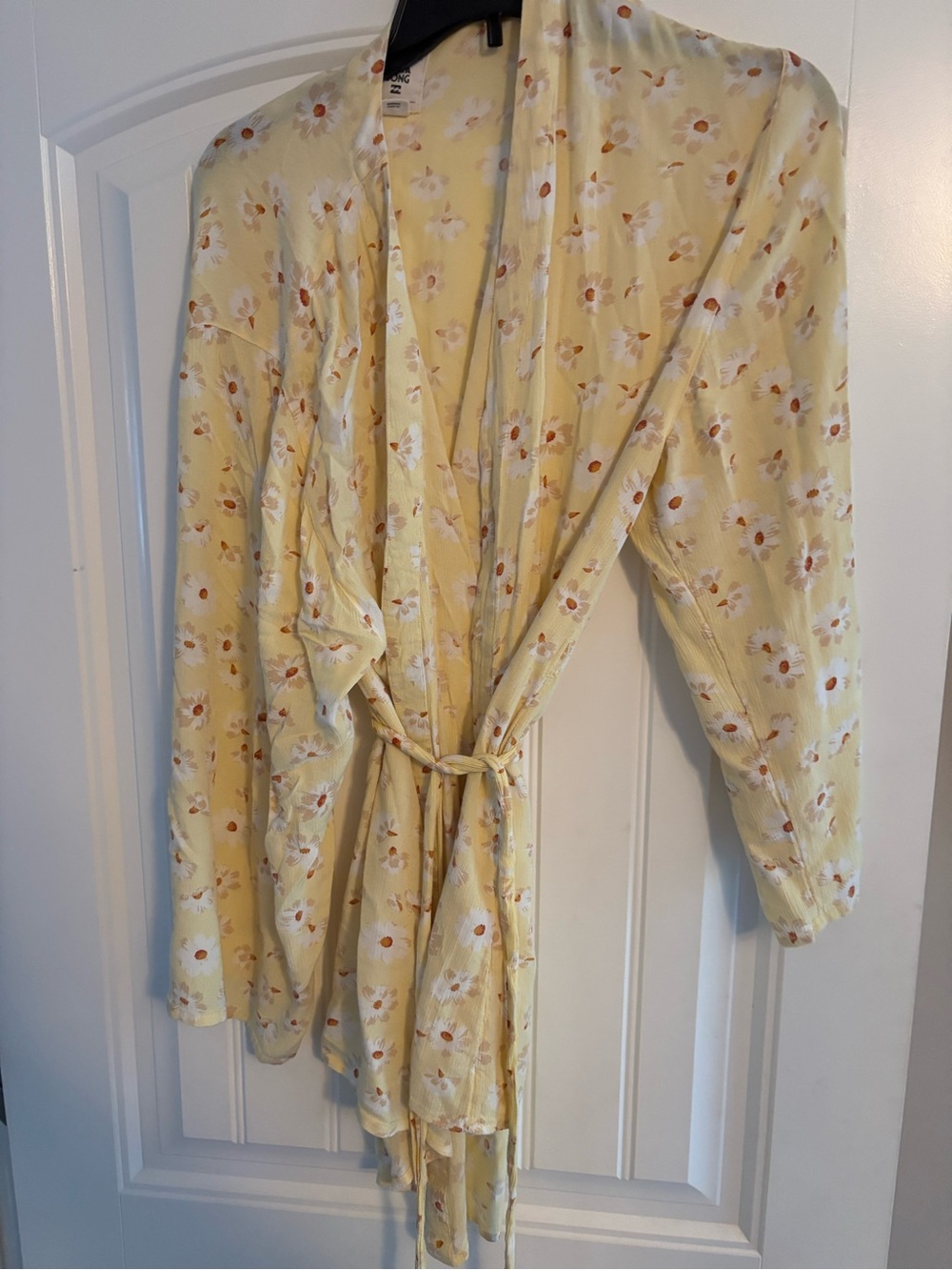 Billabong Yellow Floral Tie short kimono